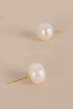 Freshwater Pearl 10mm Stud Earrings (Cream/Gold)